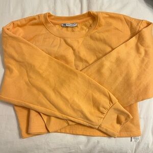 Zara Cropped Sweatshirt
